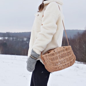 Women&#39;s wicker basket bag with leather strap. Handmade basket. Free shipping. personalized gift mom