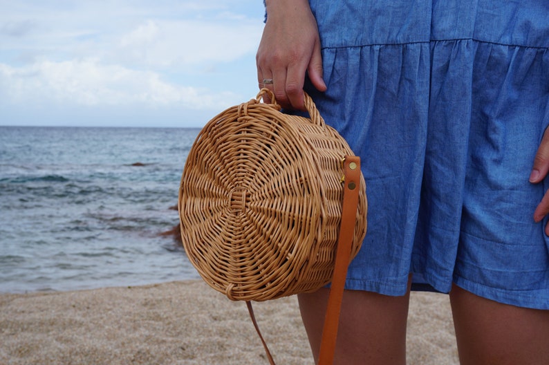 Round Wicker Bag, Boho Straw Purse, Bali Bag, Handwoven Crossbody Bag, Straw Circle Bag, Rattan Bag, Natural Leather Bag 