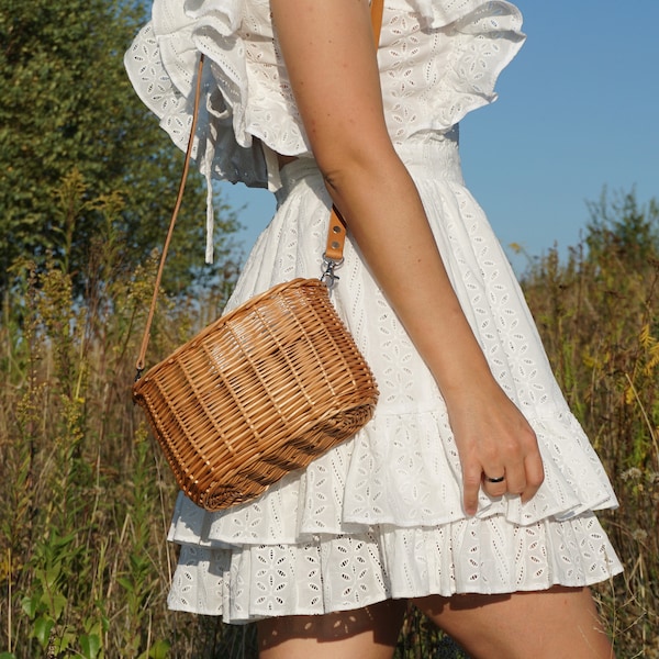 Willow bag, Straw bag, crossbody basket bag, straw basket, summer basket bag, festival bag, beach bag, holiday bag, sac de paille, Strohsack