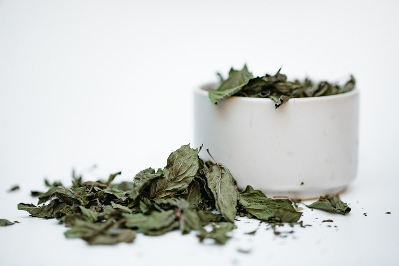 Peppermint Tea - Nordic hand picked,loose leaves, crisp taste, mint, menthol, tea ritual, organic, natural, healthy tea, tea set, relax image 4