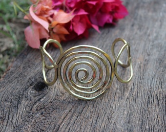 Spiral Hand Cuff,Cirle Bracelet,Hand Cuff,Hand Cuff,Hammered Hand Cuff,Tribal Bracelet,Adjustable Bracelet,Cuff Bracelet,Gift for her, B1