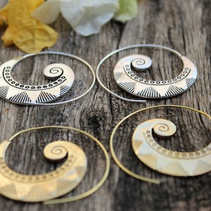 Spiral Earrings, Engraved Earrings, Brass Earrings,Boho Earrings,Tribal Brass Earrings,Ethnic Earrings, Festival Jewelry,Gift for her, E60