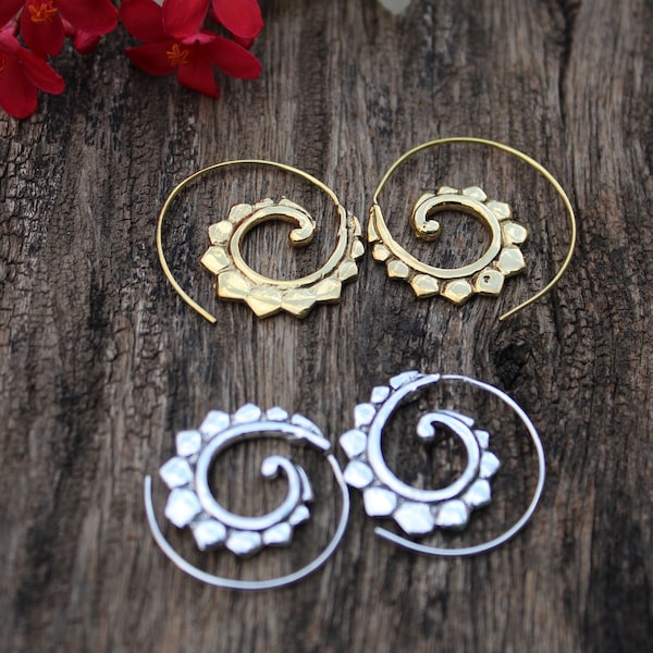 Spiral Earrings, Brass Earrings,Boho Earrings,Statement Earrings, Tribal Brass Earrings,Ethnic Earrings, Festival Jewelry,  Gift for her, E3