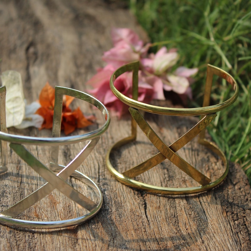 Wired Hand Cuff - Etsy