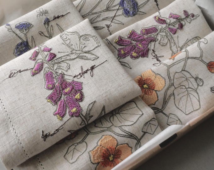 Set of 6 embroidered placemats Flowers