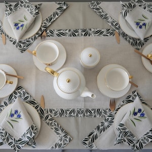 Conjunto de roupa de mesa bordado em verde-oliva: toalha de mesa, caminho de mesa ou 8 guardanapos.