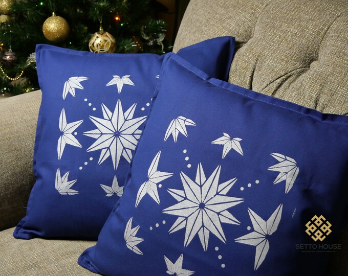Set of 2 Pillowcase with painting snowflakes for New Year's decoration