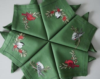 Set of 6 Linen Green Napkins Embroidered Christmas Bird Cardinals