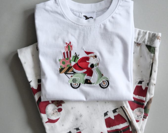 T-shirt embroidered Santa or Deer for kids