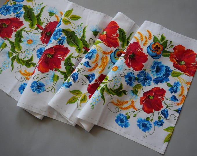 Table runner with flowers from natural cotton