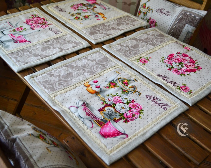Set of 4 placemats for hot table dish, Teapot and Coffee roses, embroidered trapunto