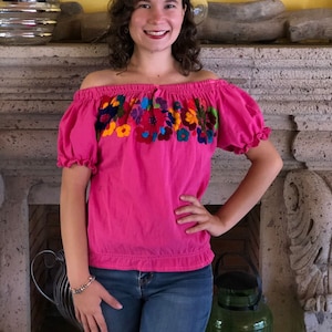 Mexican top, hand embroidered mexican top, floral embroidered top, mexican style top, bohemian style short blouse.