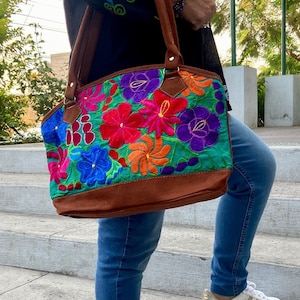 Mexican bag with floral embroidery, Handmade bag, Traditional Mexican bag, Boho-hippie style bag. (more colors available)