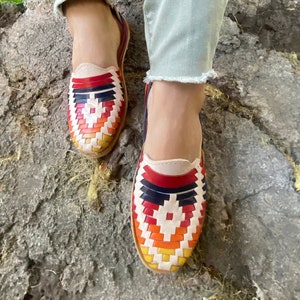 Collier huarache mexicain fait main, sandales pour femmes, huarache multicolore, chaussures mexicaines, huaraches en cuir, chaussures en cuir.