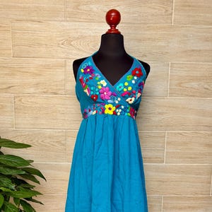 Mexicaanse halterjurk, dekenjurk, handgeborduurde Mexicaanse jurk, geborduurde bloemenjurk, etnische jurk.