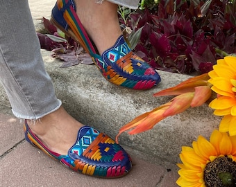 Handmade Leather Huarache Sandals: Colorful Mexican Shoes