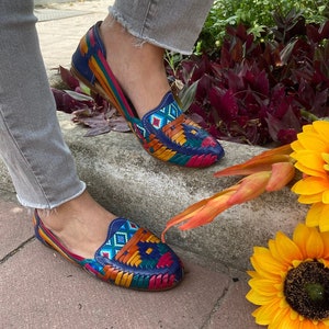 Collier huarache mexicain fait main, sandales pour femmes, huarache multicolore, chaussures mexicaines, huaraches en cuir, chaussures en cuir.