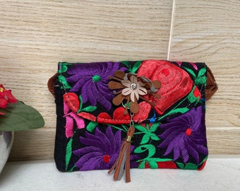 Handmade Floral Embroidered Mexican Bag: Boho Cotton Clutch