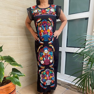 Mexican long dress, embroidered dress, floral dress, ethnic dress, cotton dress, fresh dress, mexican hupil.