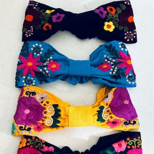 Diadema mexicana bordada, turbante floral mexicano, banda para el cabello, diadema bordada a mano, estilo mexicano.