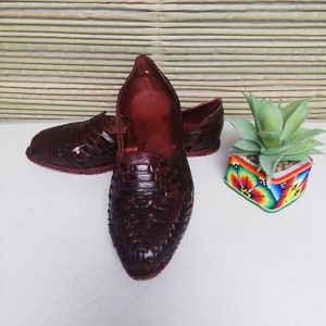 Mexican huaraches Last pair 30% off, size 9. mexican sandals, huaraches mexicanos.