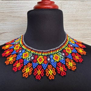 Flower colorful choker, Mexican necklace, Huichol necklance handmade, Huichol choker, beaded choker, huichol art jewelry.