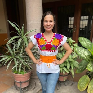Hand Embroidered Mexican Floral Blouse: Ethnic Huipil Top