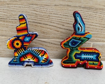 Huichol Beaded Deer Statue: Mexican Folk Art Decor