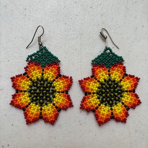 Beaded artisan earrings, huichol earrings, beaded earrings, mexican earrings, huichol art, hippy earrings, gift for her.