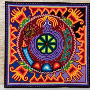 Huichol yarn painting 12 X 12 inches (30 X 30 cms), Huichol Thread Painting - Handmade Mexican Art with a Detailed History.