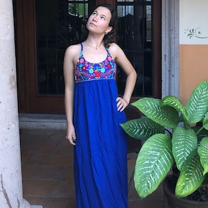 Long maxi halter Mexican dress, floral embroidered dress, mexican dress, handmade long dress, hand embroidered mexican dress, ethnic dress.