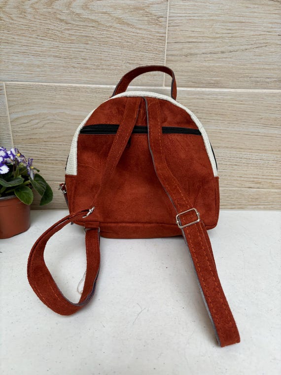 Handmade Mexican Backpack: Small Cotton Embroidered Boho Bag  display picture 1