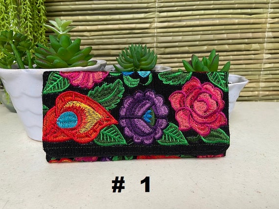 Cartera mexicana con bordado floral Cartera hecha a mano Cartera tradicional mexicana Cartera estilo boho hippie. mas colores disponibles Etsy Espana