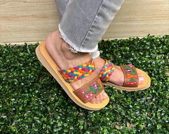 Sandales Huarache brodées : tongs mexicaines en cuir faites main