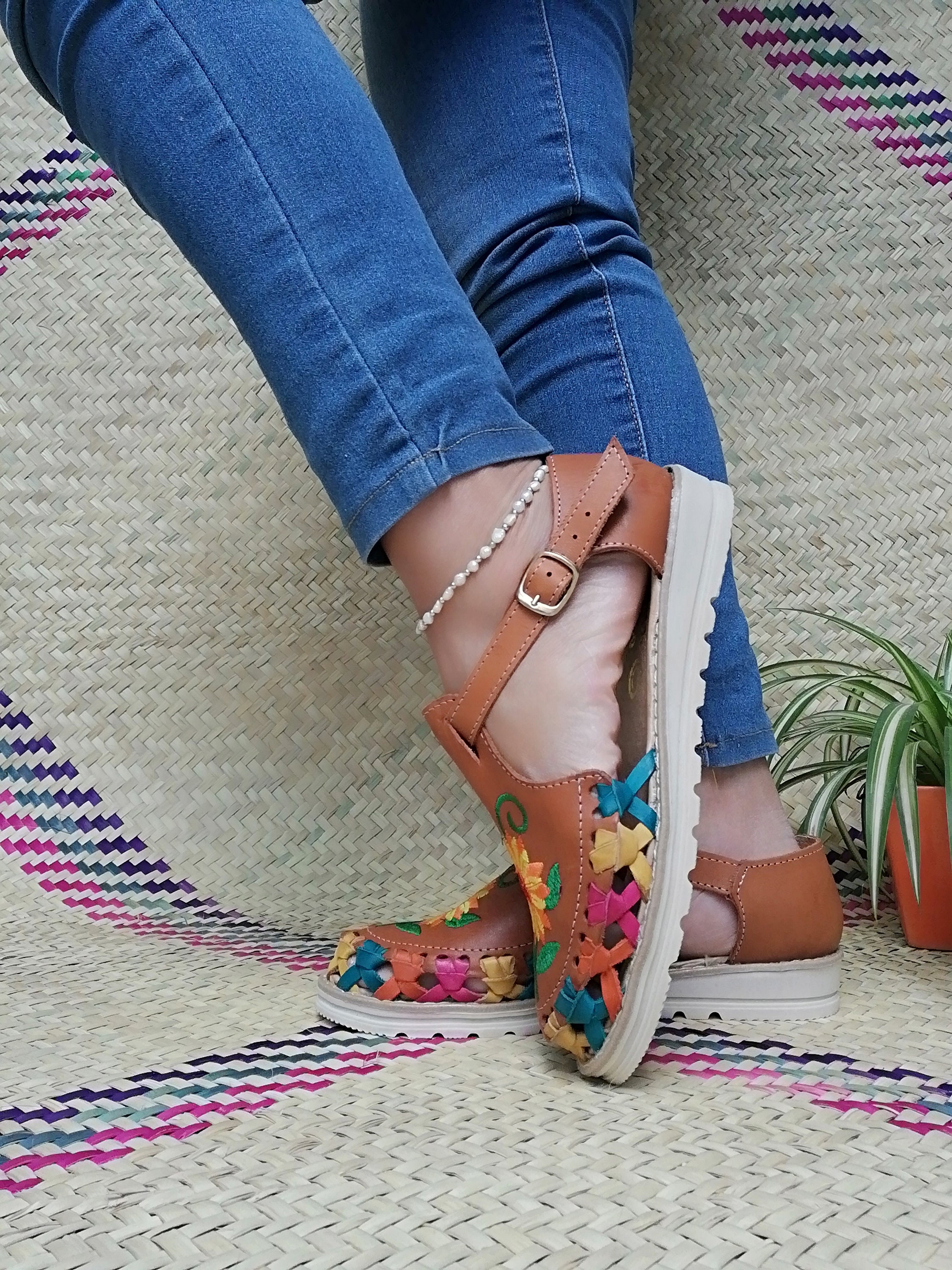 Méxican Huaraches Floral Embroidered Mexican Huaraches All - Etsy