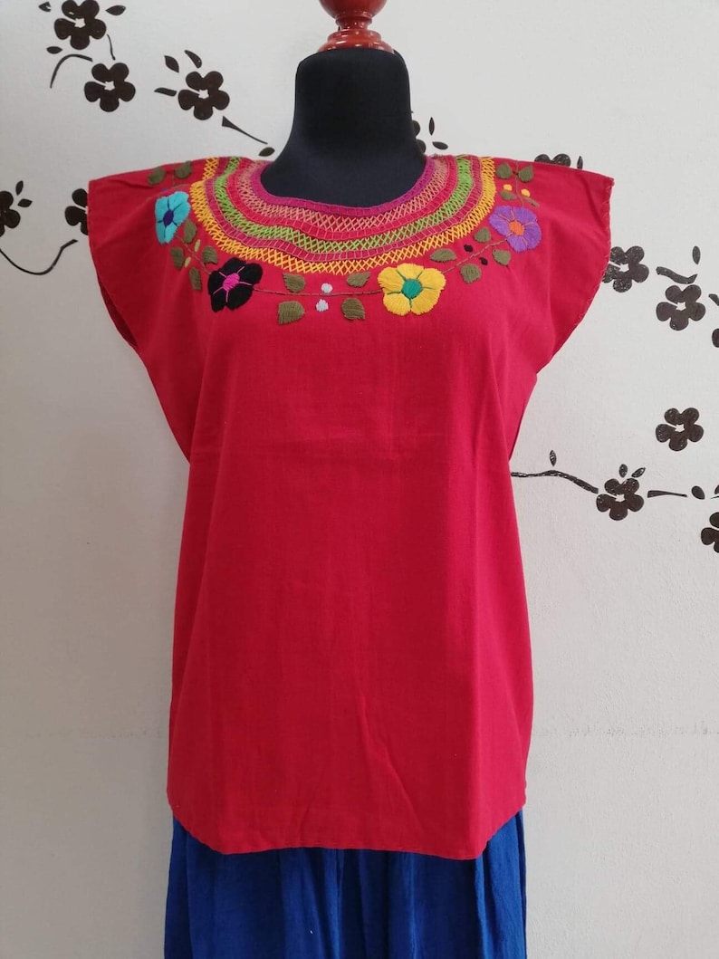 blouse embroidered in chain and flowers ethnic blouse Mexican handmade blouse with beautiful hand embroidery blanket blouse.