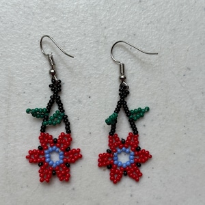 Beaded artisan earrings, huichol earrings, beaded earrings, mexican earrings, huichol art, hippy earrings, gift for her.