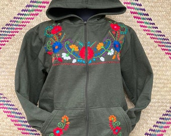 【GRAVER】Street rainbow flower embroidered half zip up Designer fashion, Seoul-fully created | W Concept