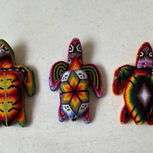 Huichol turtle statue lined with tiny beads, Huichol Decor, Huichol beadwork, Mexican Art, Collectible figure.