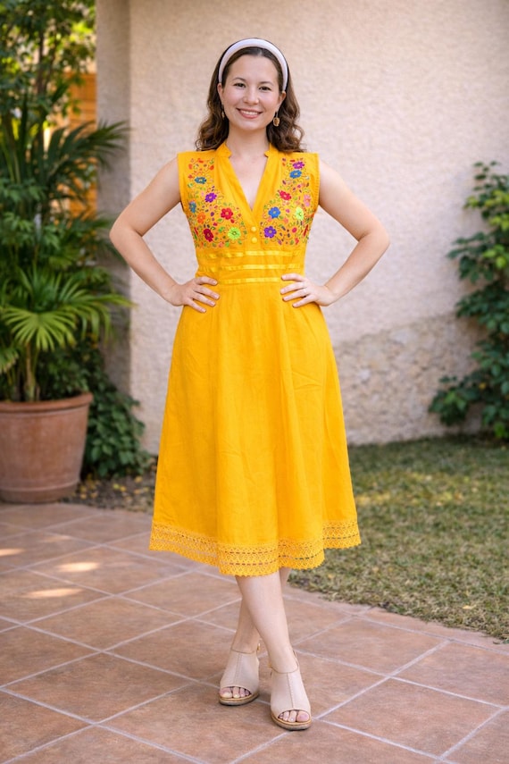 Hand Embroidered Mexican Dress: Floral Ethnic Dress