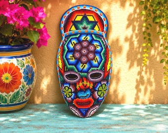 Huichol pärlmask, mexikansk folkkonst, samlarobjekt Huichol-dekor