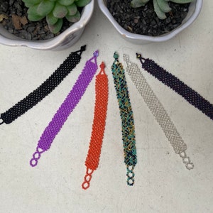 Beaded Huichol bracelet, unisex bracelet, beadwork bracelet, huichol jewelry, mexican jewelry, huichol art.