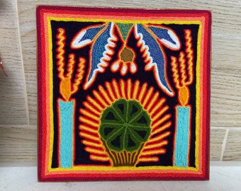 Obraz z przędzy Huichol: meksykańska dekoracja ścienna w stylu ludowym 8x8