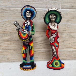 Huichol mariachi and Catrina skeleton, mexican mariachi, beaded Catrina skeleton, huichol decor, mexican decor, mexican art.