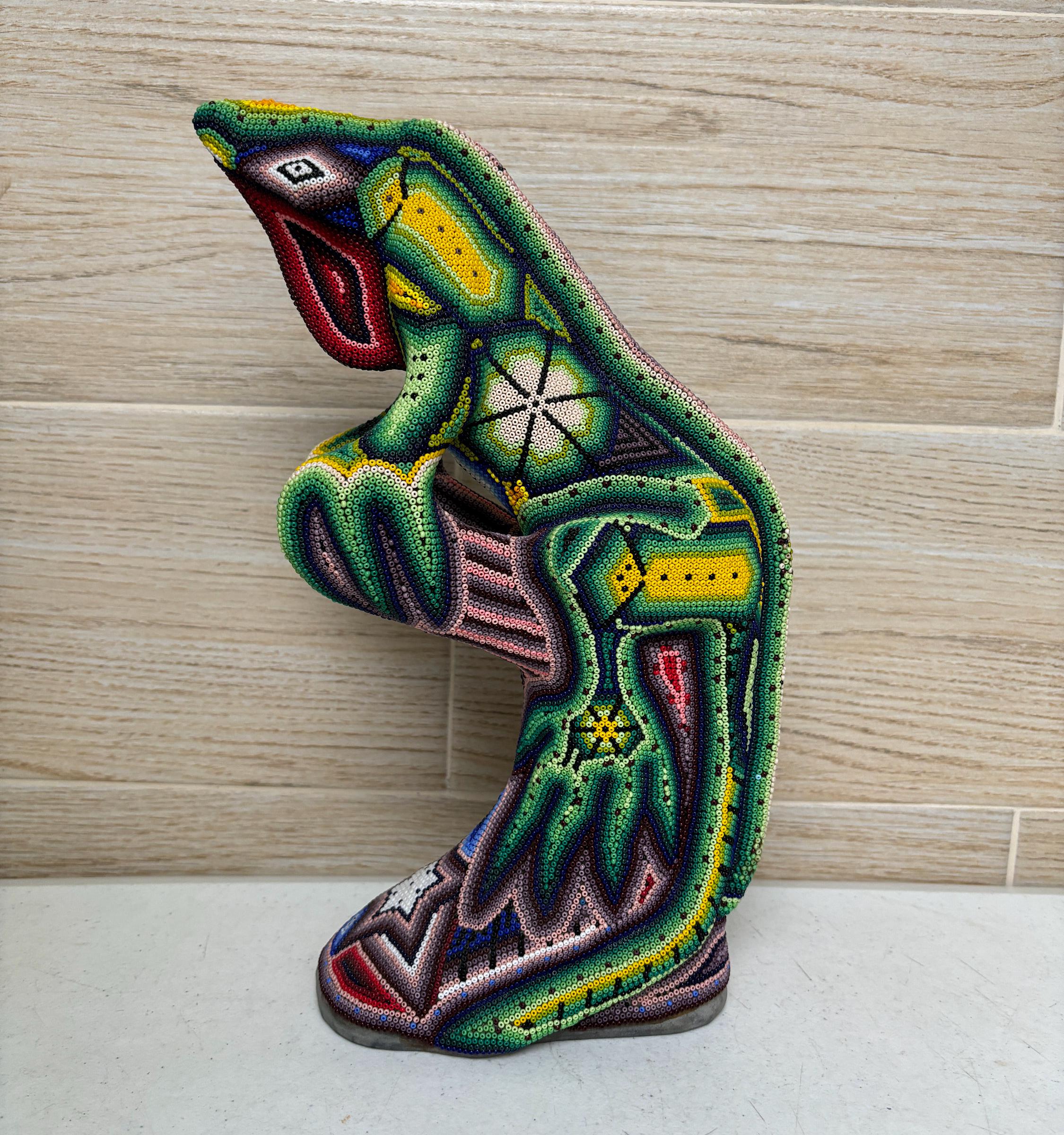 ウイチョル族のビーズイグアナ：メキシコの民芸品 - Etsy 日本