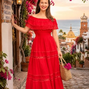 she has a long dress on in spanish Spanish Dress, Size 40 (M)