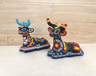 Huichol Beaded Deer Figurine, Handmade Mexican Wixárika Folk Art, Colorful Beadwork Sculpture.