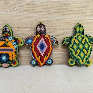 Huichol turtle statue lined with tiny beads, Huichol Decor, Huichol beadwork, Mexican Art, Collectible figure.