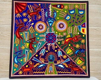サンチェス ウルフ 狼 遠吠え 絵画 メキシコ 布地 お洒落 個性的 木製 額縁 ウイチョル族の糸絵 24 x 24 インチ (60 x 60 センチ)、メキシコ