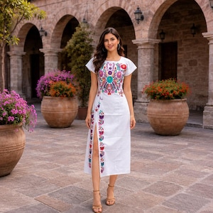 embroidered tiered midi dress in cottage garden Good Journey Women's V NECK MAXI DRESS, Medium